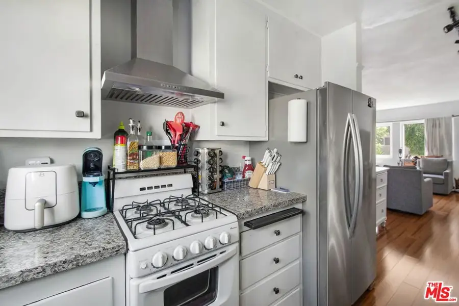 7129 Coldwater Canyon Avenue #10, North Hollywood, CA 91605 - #3