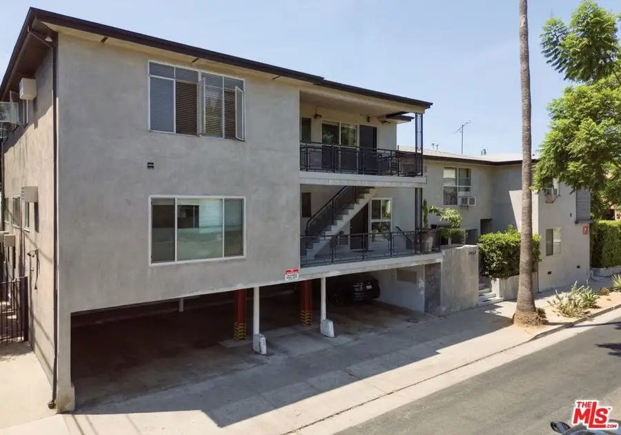 7452 Romaine Street, West Hollywood, CA 90046 - #3