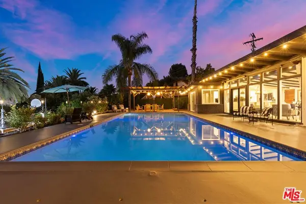 22505 Macfarlane Drive, Los Angeles, CA 91364