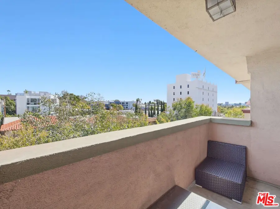 1121 N Olive Drive #302, West Hollywood, CA 90069 - #3