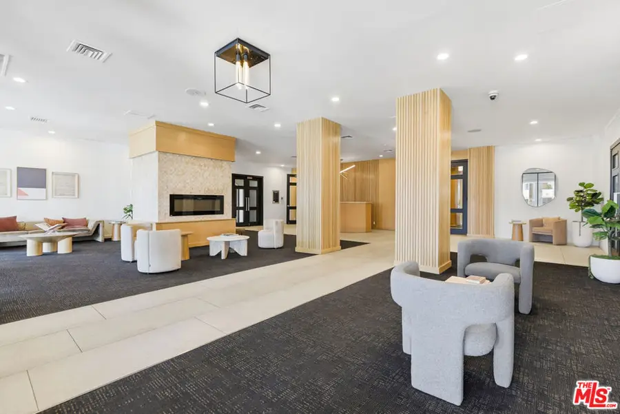 7135 Hollywood Boulevard #206, Los Angeles, CA 90046 - #3