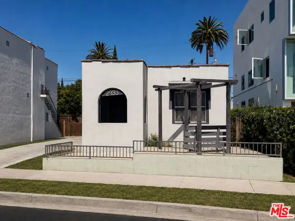 2933 S La Brea Avenue, Los Angeles, CA 90016