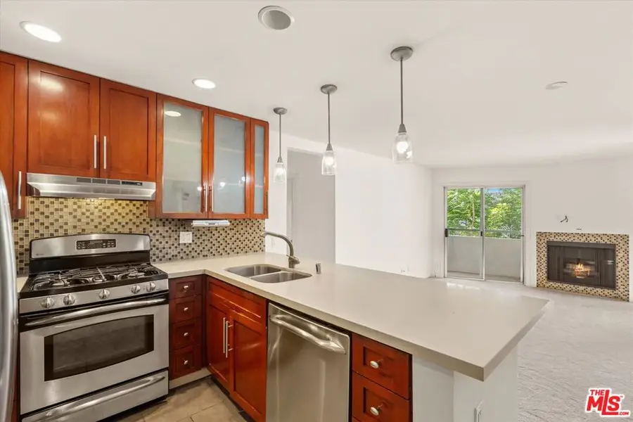 4702 Fulton Avenue #202, Sherman Oaks, CA 91423 - #2