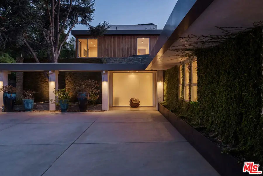 2644 Eden Place, Los Angeles, CA 90210 - #3