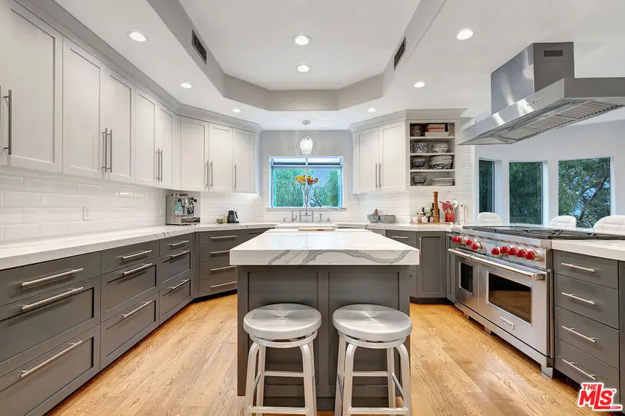 4102 Cachalote Street, Woodland Hills, CA 91364 - #3