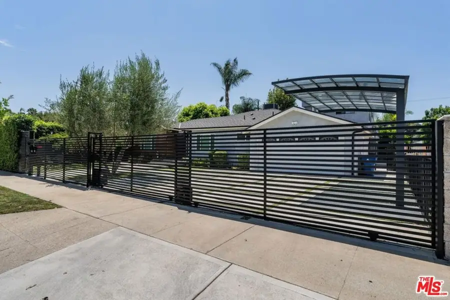 5509 Woodman Avenue, Sherman Oaks, CA 91401 - #2