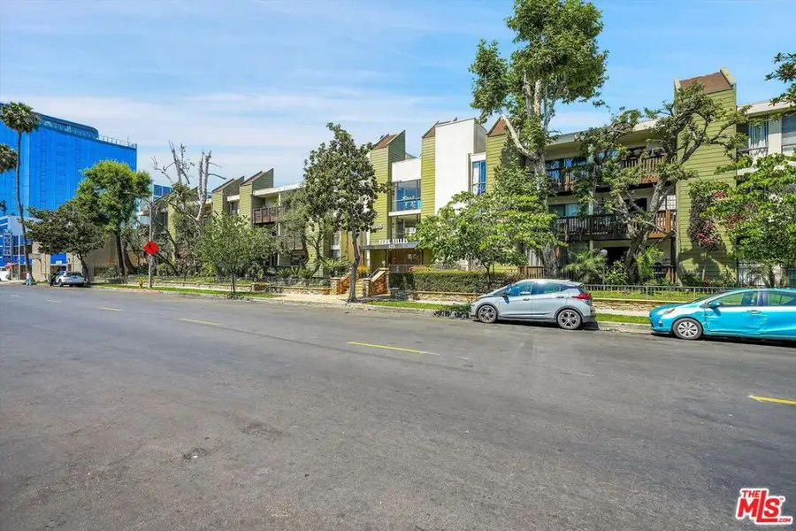 525 S Ardmore Avenue #335, Los Angeles, CA 90020 - #3