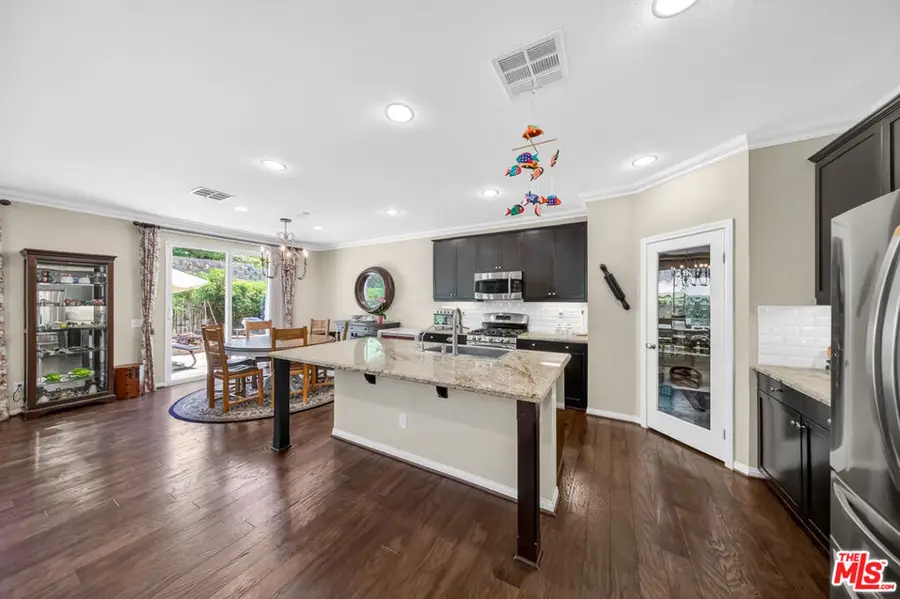 19860 Via Ott, Santa Clarita, CA 91321 - #3