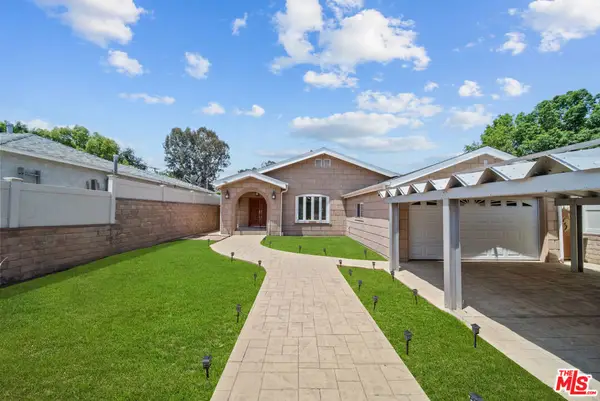 6015 Topeka Drive, Tarzana, CA 91356