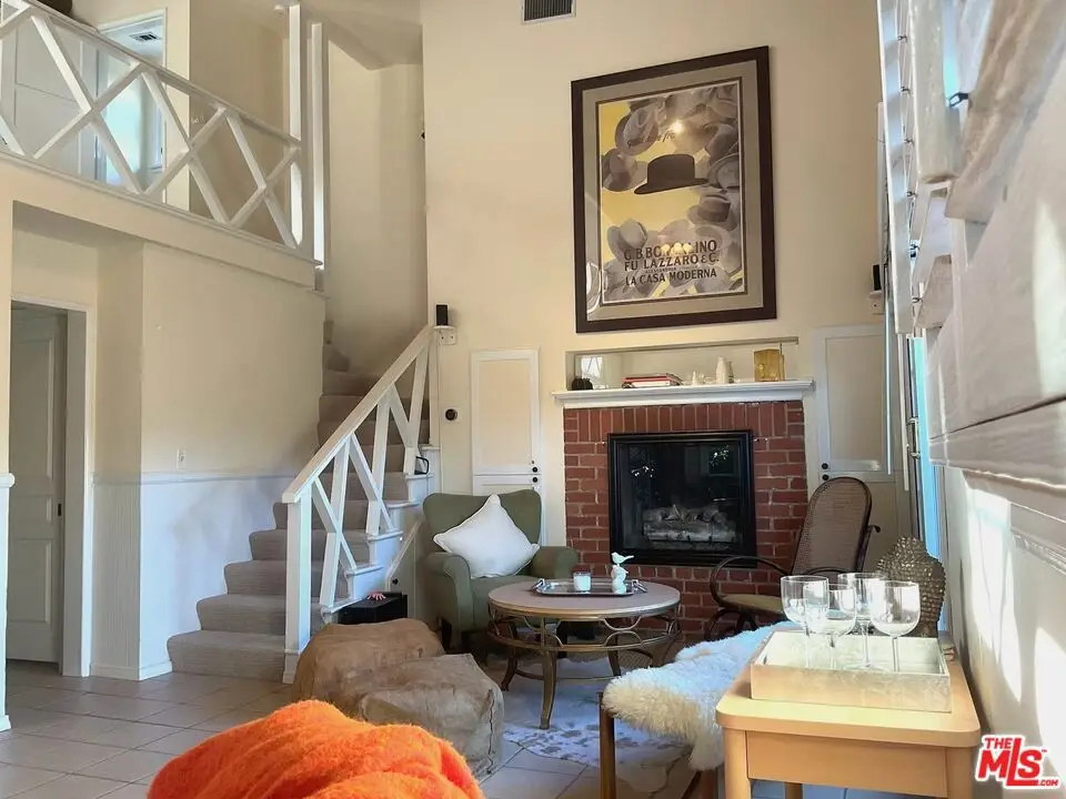 5262 N Willowcrest Avenue, Valley Village, CA 91601 - #1
