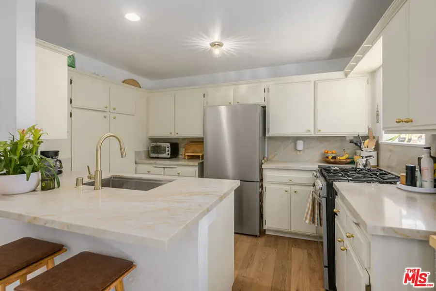 4035 Wade Street #B, Los Angeles, CA 90066 - #2