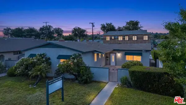 1457 E Chapman Avenue, Fullerton, CA 92831