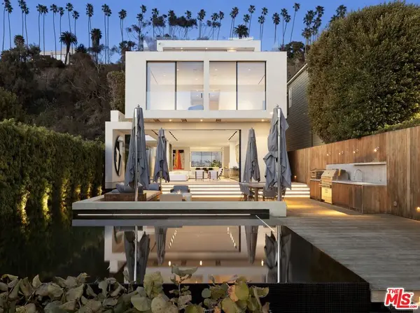 547 Palisades Beach Road, Santa Monica, CA 90402