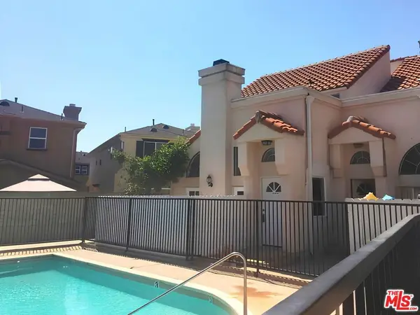 14422 Terra Bella Street #A, Los Angeles, CA 91402