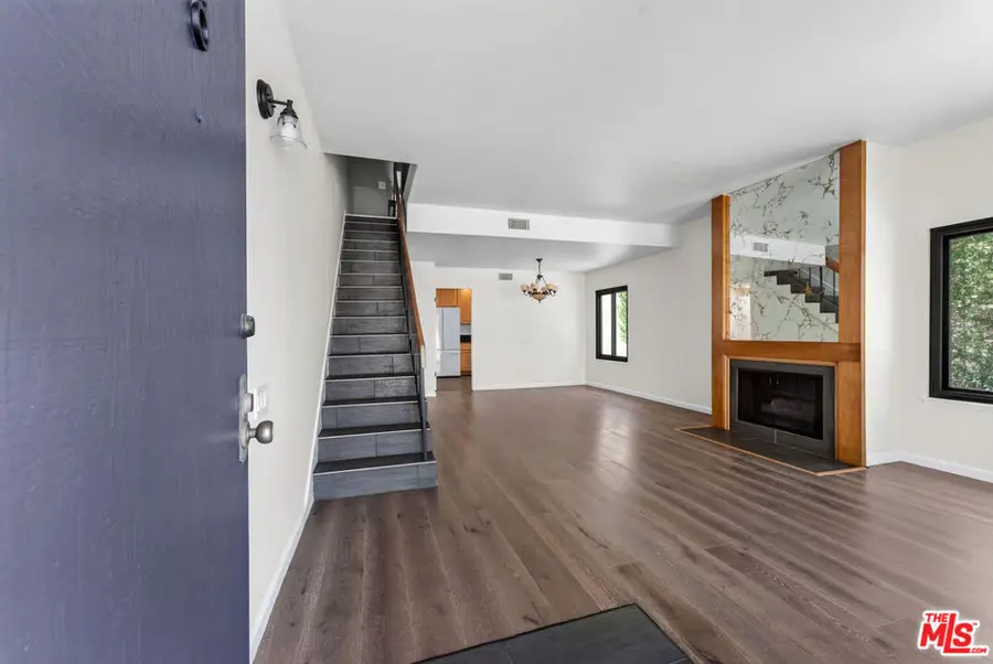 1314 17th Street #8, Santa Monica, CA 90404 - #2