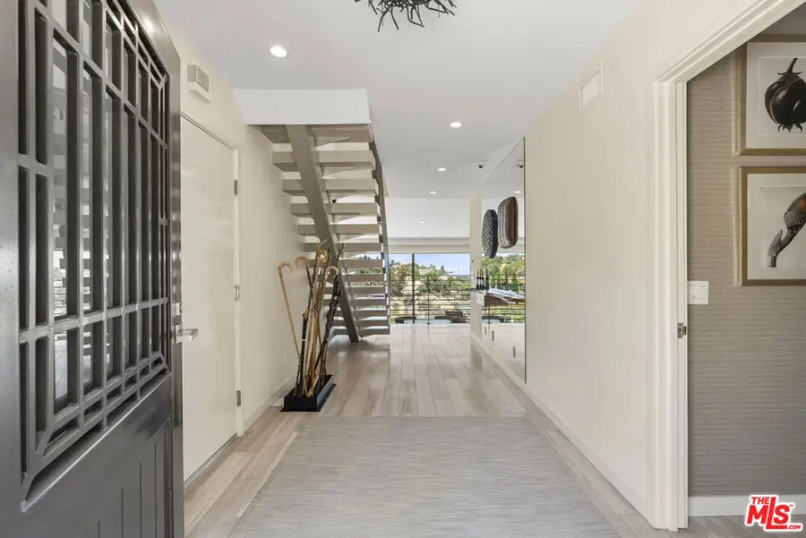 1364 Angelo Drive, Los Angeles, CA 90210 - #3