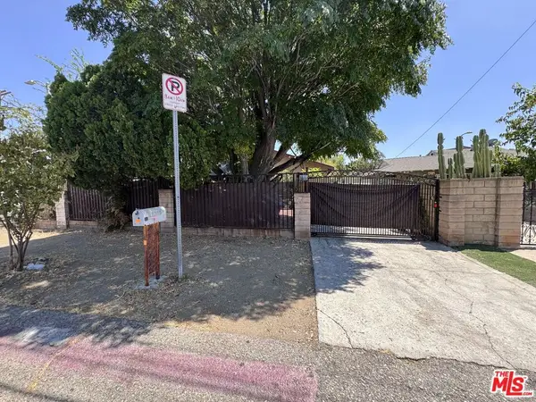 10585 Amboy Avenue, Los Angeles, CA 91331