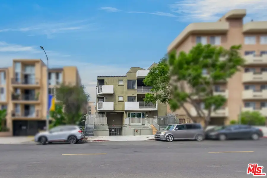 709 S Kingsley Drive, Los Angeles, CA 90005 - #2