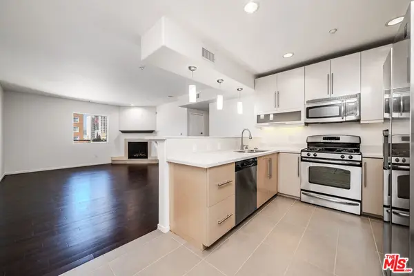 733 S Manhattan Place #405, Los Angeles, CA 90005