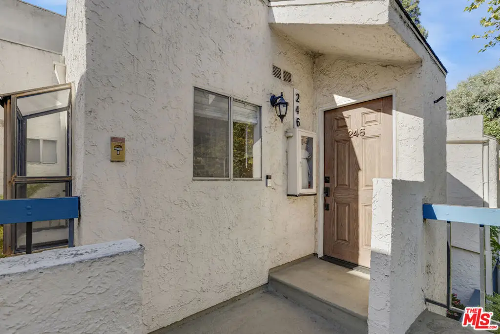 18411 Hatteras Street #246, Tarzana, CA 91356 - #1