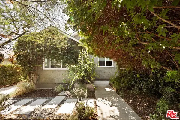 1211 N Avenue 54, Los Angeles, CA 90042