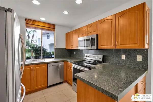 401 S El Cielo Road #41, Palm Springs, CA 92262