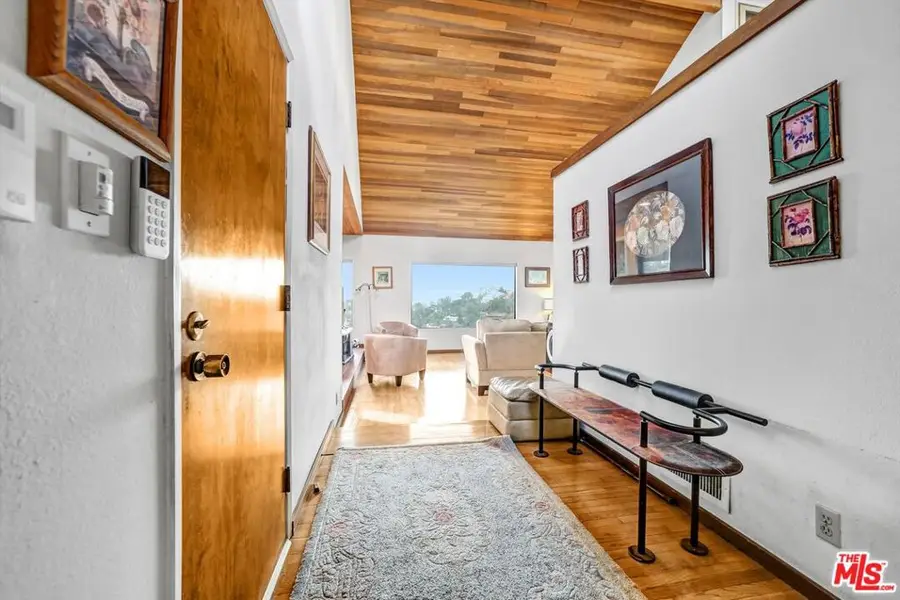 2541 Canyon Oak Drive, Los Angeles, CA 90068 - #3