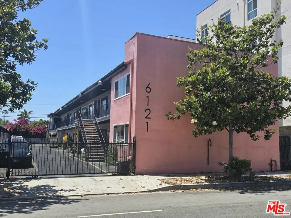 6121 Crenshaw Boulevard, Los Angeles, CA 90043 - #1