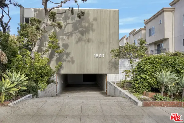 1507 Berkeley Street, Santa Monica, CA 90404