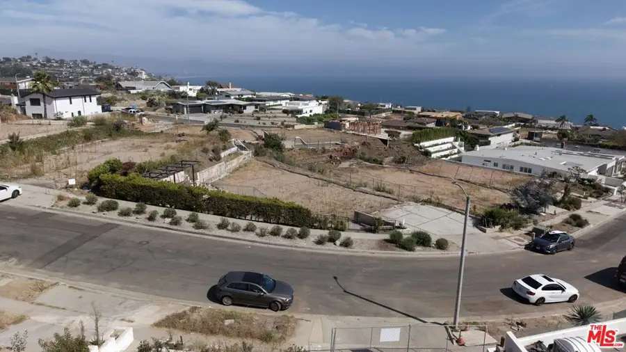 3718 Seahorn Drive, Malibu, CA 90265 - #3