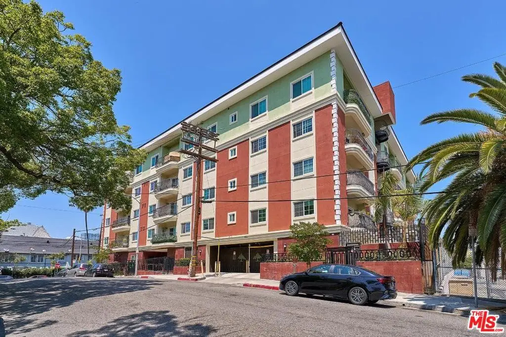 944 S Serrano Avenue #301, Los Angeles, CA 90006 - #1