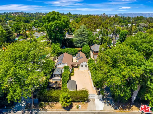 5923 N Corbin Avenue, Tarzana, CA 91356