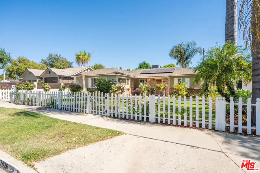 7426 Caldus Avenue, Van Nuys, CA 91406 - #2