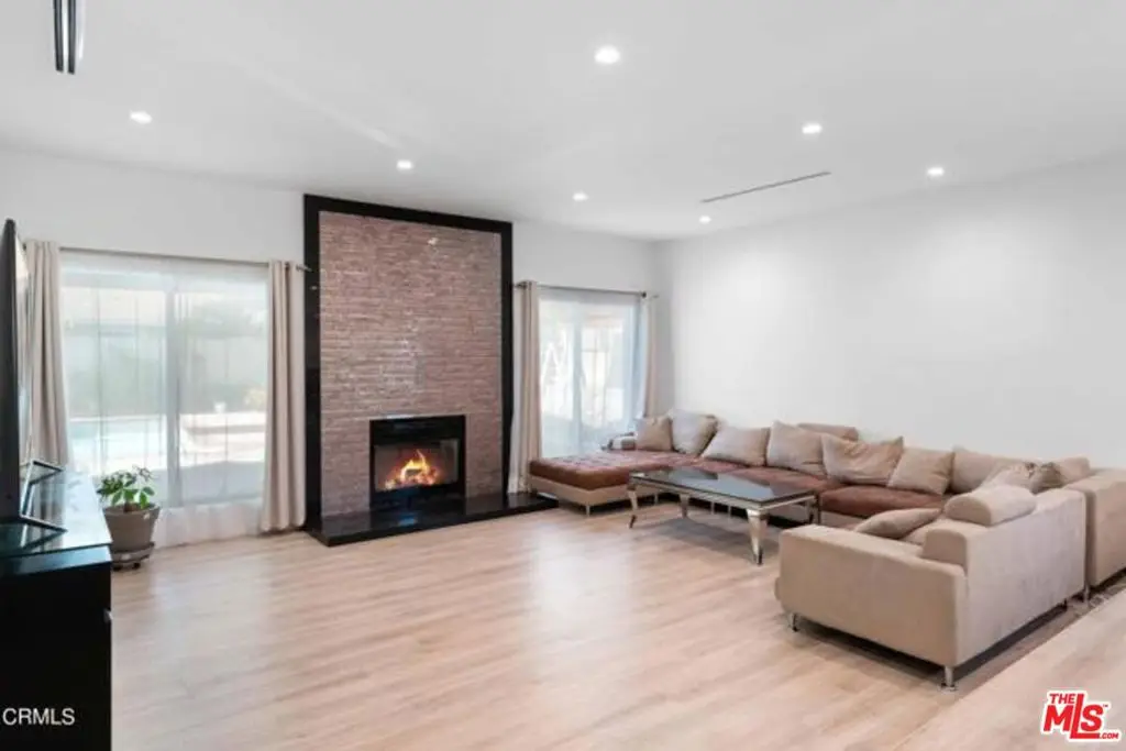15903 Londelius Street, North Hills, CA 91343 - #1