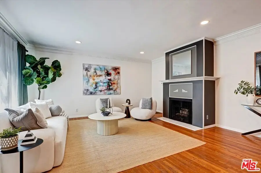 1346 N Crescent Heights Boulevard #1, West Hollywood, CA 90046 - #3
