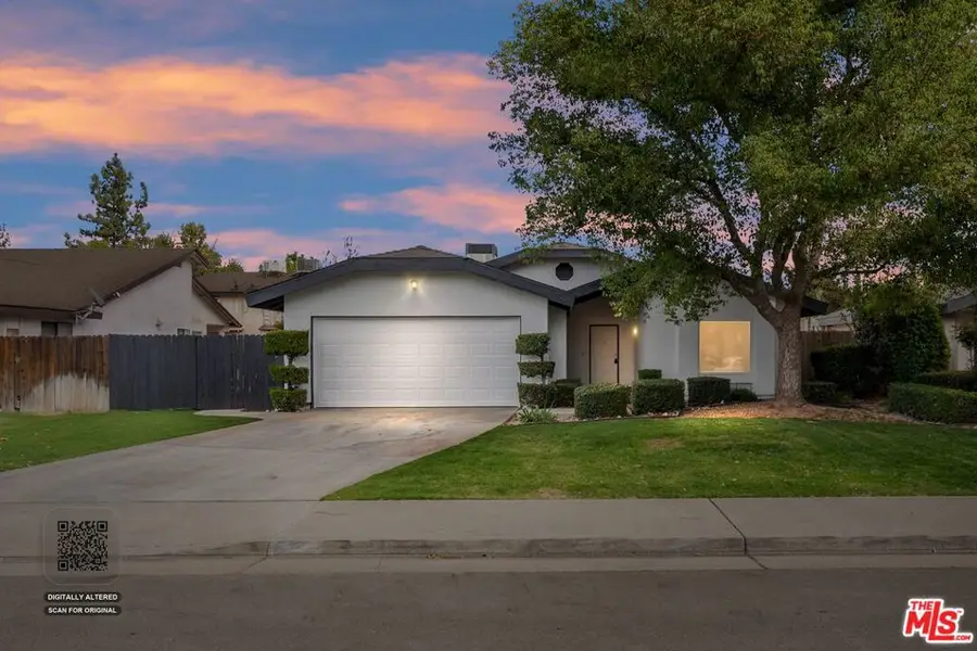6304 Castleton Street, Bakersfield, CA 93313 - #2