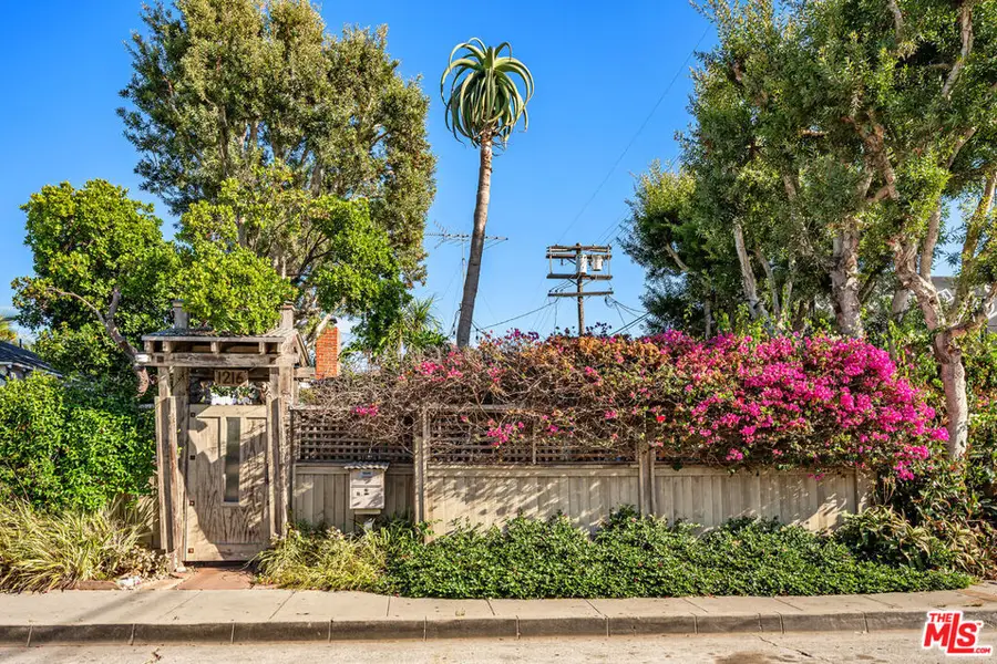 1216 Elm Street, Venice, CA 90291 - #3