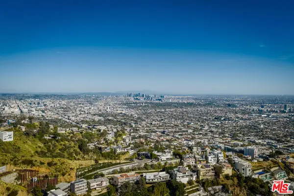 2189 Sunset Plaza Drive, Los Angeles, CA 90069