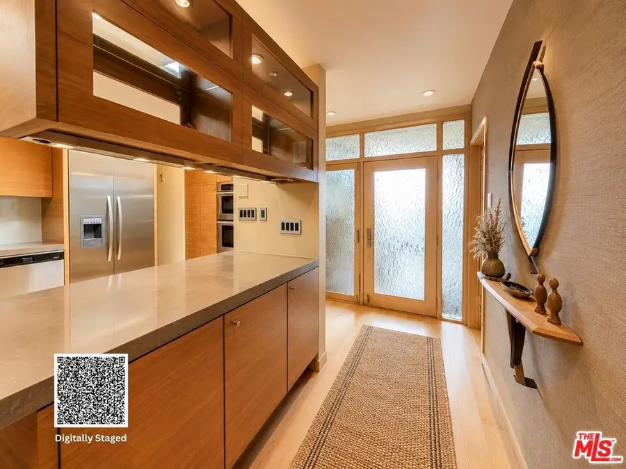 13523 Hartland Street, Valley Glen, CA 91405 - #3