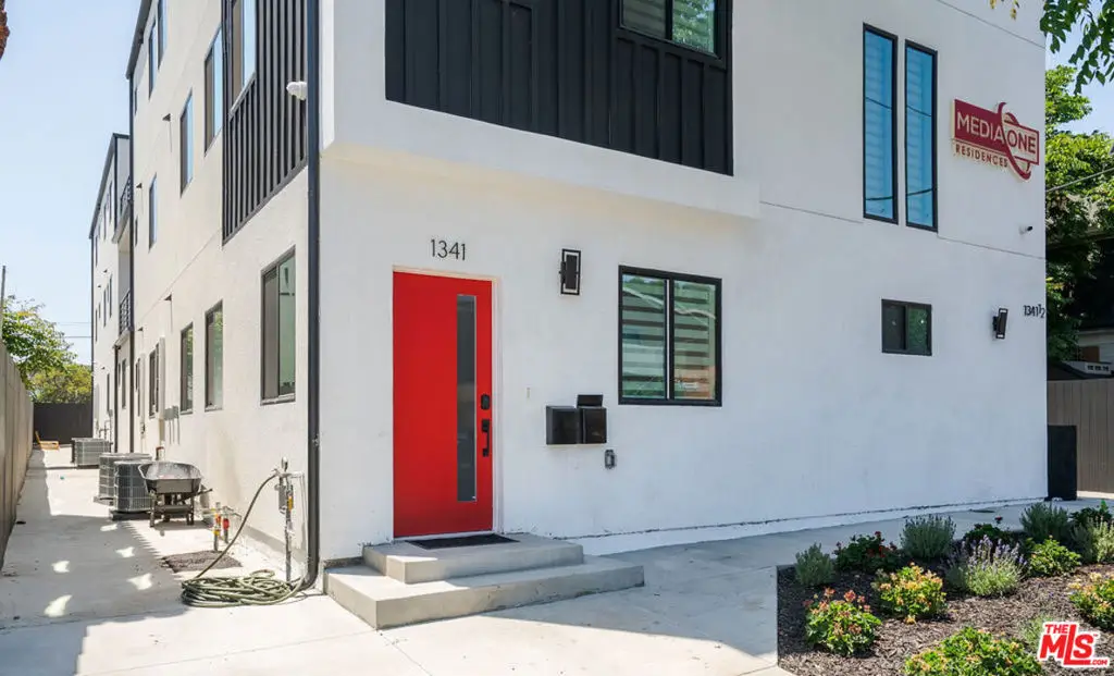 1341 N Mariposa Avenue, Los Angeles, CA 90027 - #1