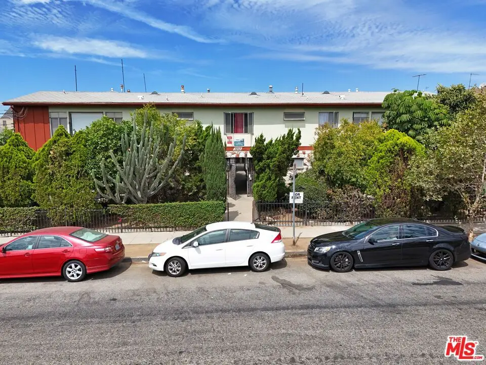 1211 N New Hampshire Avenue, Los Angeles, CA 90029 - #1