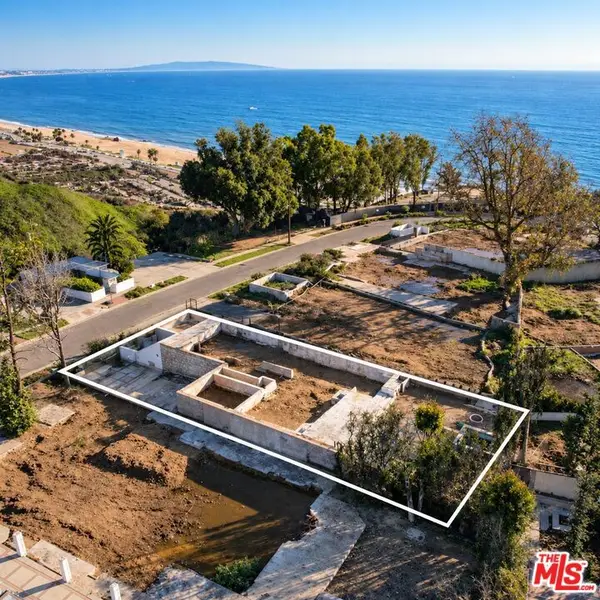327 N Grenola Street, Pacific Palisades, CA 90272