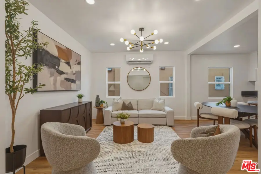 528 W 99th Street, Los Angeles, CA 90044 - #2