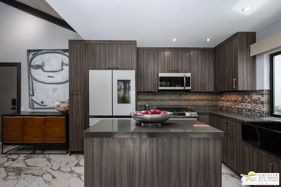 2487 S Gene Autry Trail #A, Palm Springs, CA 92264 - #3