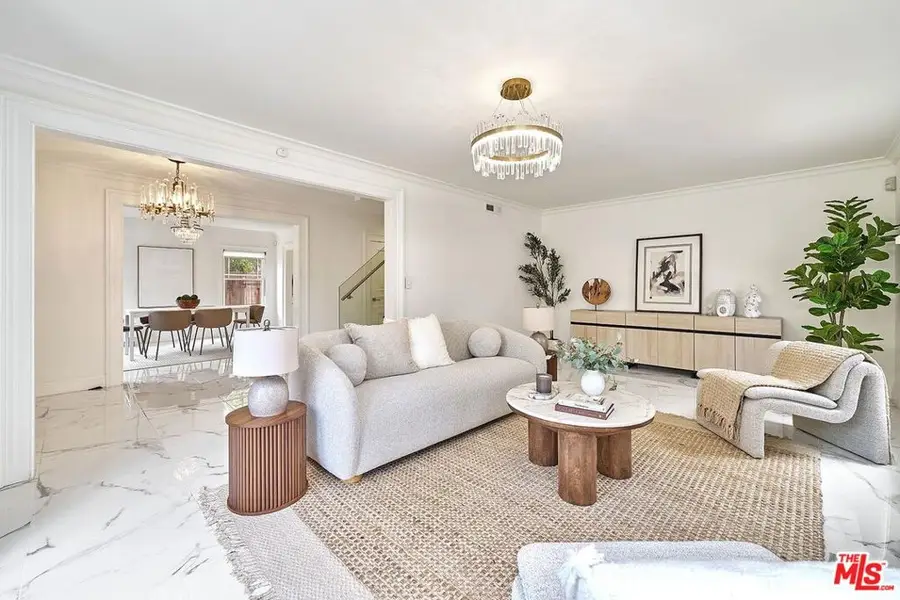 860 S Norton Avenue, Los Angeles, CA 90005 - #2