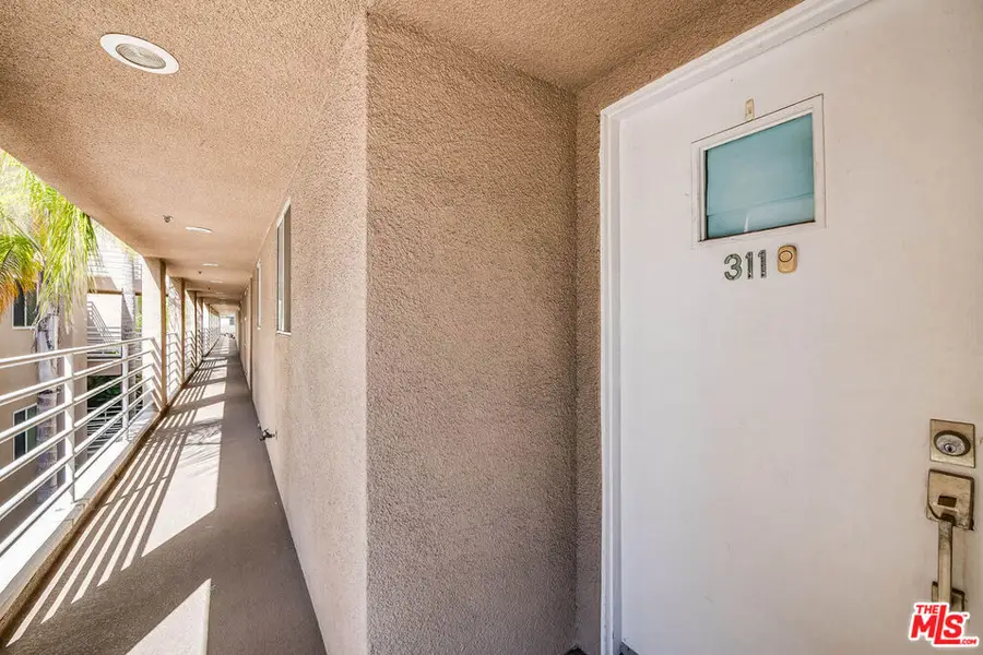 10629 Woodbridge Street #311, Toluca Lake, CA 91602 - #2