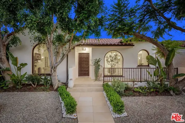 9000 Dorrington Avenue, West Hollywood, CA 90048