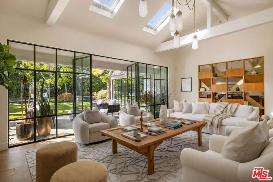 13627 W Sunset Boulevard, Pacific Palisades, CA 90272 - #3