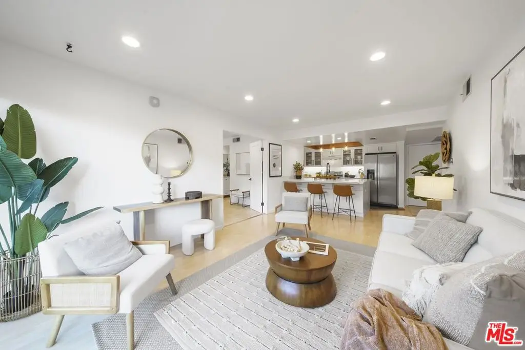 2700 E Cahuenga Boulevard #4121, Los Angeles, CA 90068 - #1