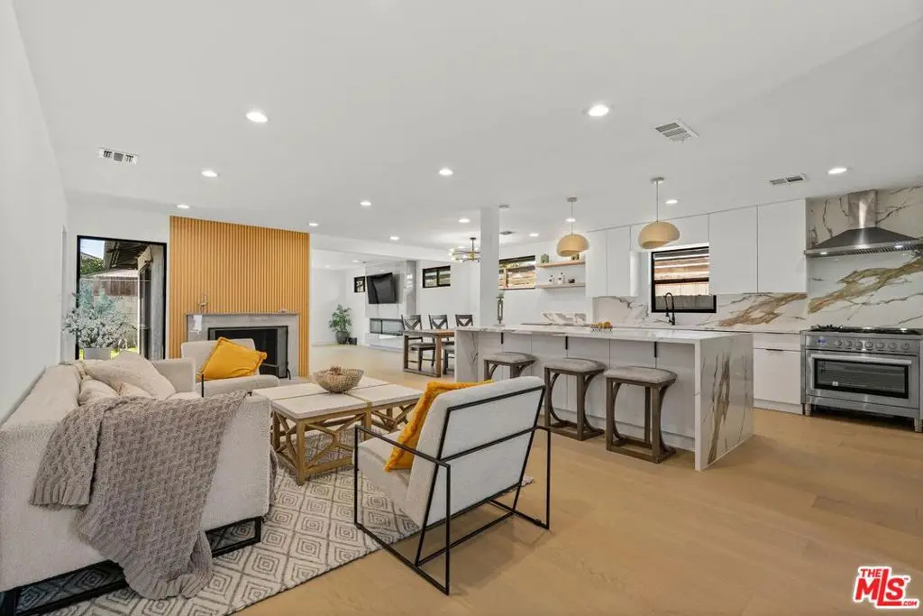 5253 Buffalo Avenue, Sherman Oaks, CA 91401 - #1
